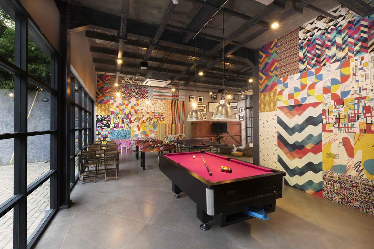 Nomad Hostel Kemang ジャカルタ エクステリア 写真