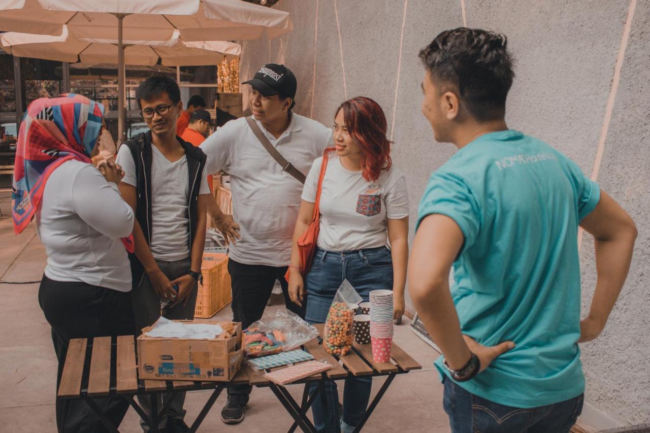 Nomad Hostel Kemang ジャカルタ エクステリア 写真